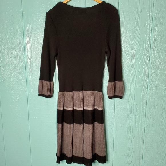 ❤️3/$15 Lerrie Sweater Knit Dress Stripe Black Gray Long Sleeve stretch … - Picture 2 of 4